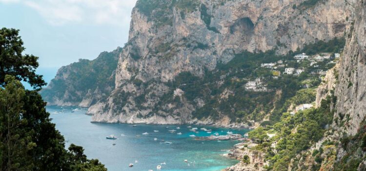 Capri – elegancka perła Zatoki Neapolitańskiej